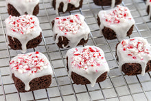 Load image into Gallery viewer, Egg Free Royal Icing Mix